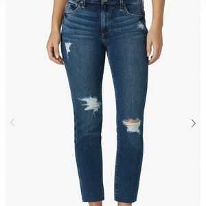 NWOT Joe’s skinny jeans size 11 distressed style